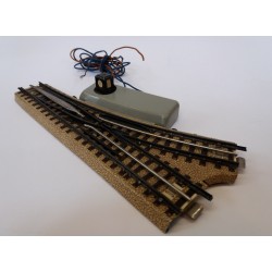 MARKLIN H0 n.1 BINARIO SCAMBIO ELETTRICO SINISTRO / LEFT - FUNZIONANTE - MC42410