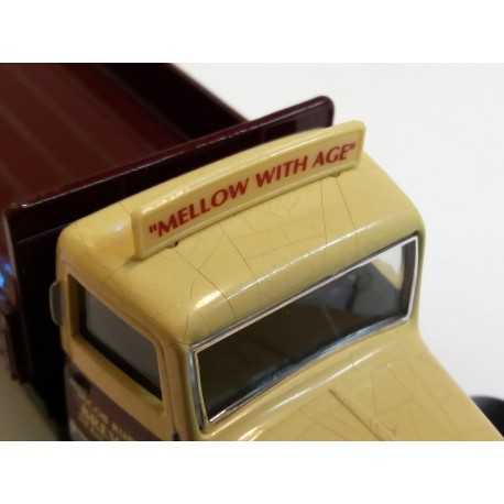 CORGI CLASSICS 98458 WHITE BREWERY TRUCK "JACOB RUPPERT'S BEER" SCALA 1:43